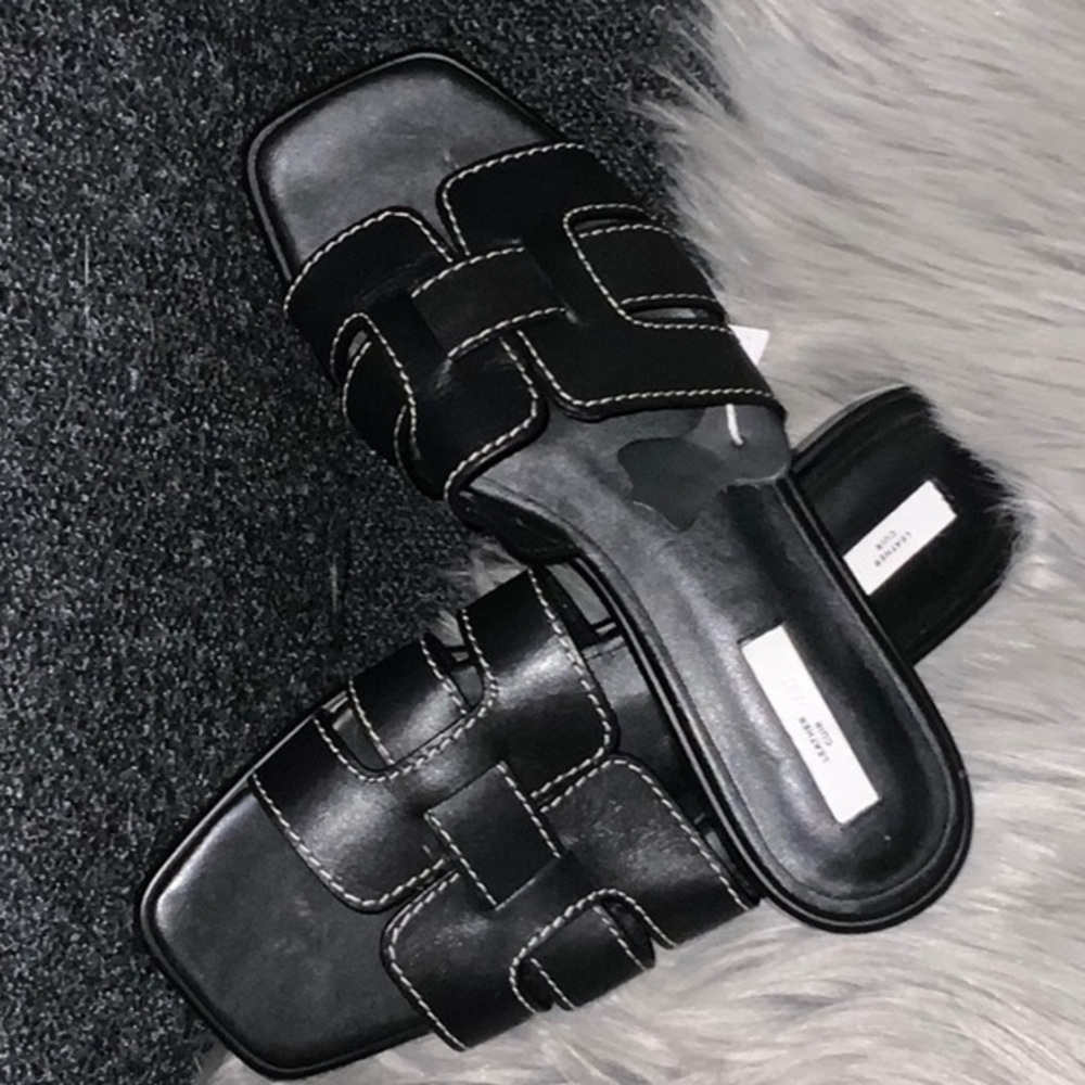 Black H&M slides……never worn.